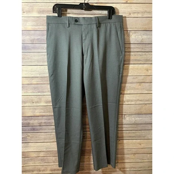 Haggar Expandomatic Stretch Classic-Fit Plain-Front Dress Pant 34 x 29 NEW Grey - Picture 1 of 7